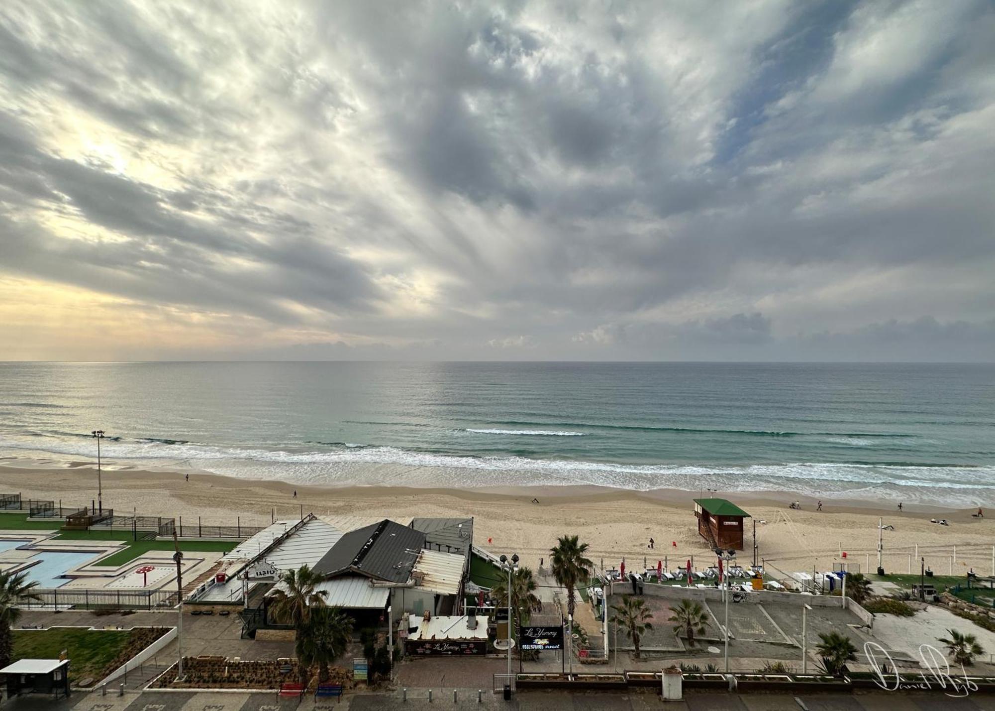 Roxon Sea Sand Bat Yam Esterno foto